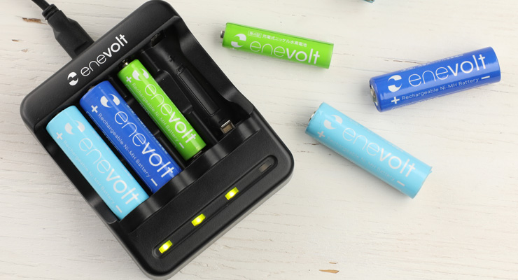 取扱説明書】 enevolt 2Way USB充電器 単3 単4 4本用 3R-EVC05 | 公式｜スリーアール サポートサイト